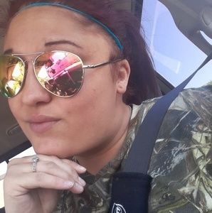 Meet your Posher, Lexie